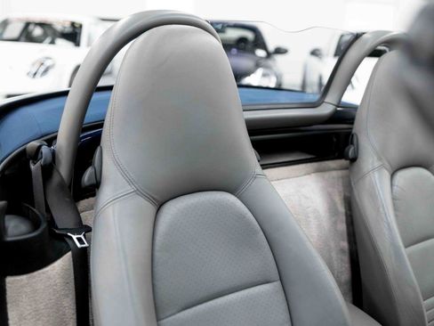 Used 2001 Porsche Boxster RWD image 55