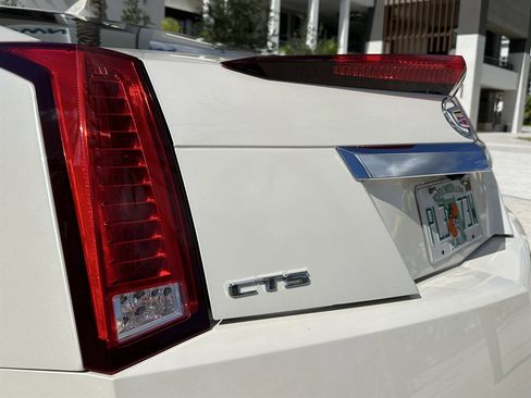 Used 2012 Cadillac CTS V w/ Wood Trim Package image 28