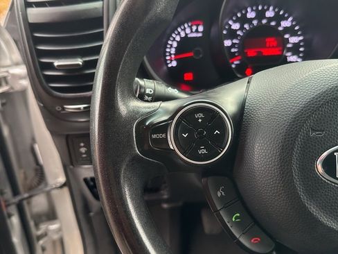 Used 2018 Kia Soul image 30