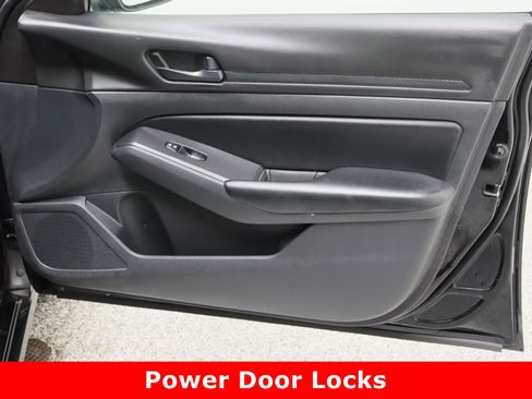 Used 2024 Nissan Altima 2.5 S image 33