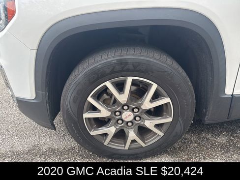 Used 2020 GMC Acadia SLE image 10