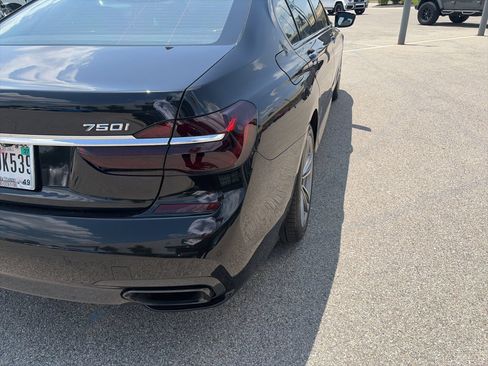 Used 2017 BMW 750i xDrive AWD/4WD image 14