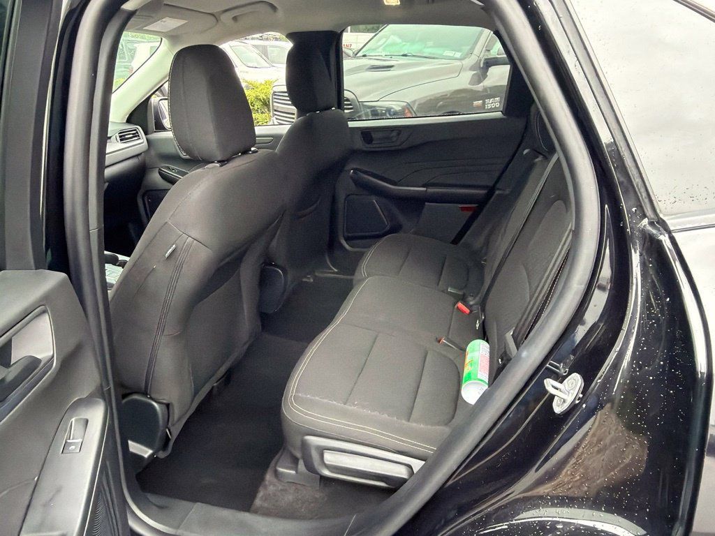 Used 2024 Ford Escape Active AWD/4WD image 17
