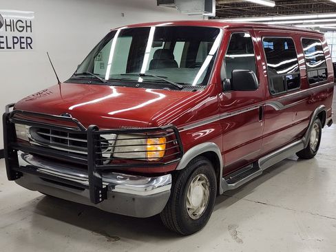 Used 1999 Ford E-150 and Econoline 150 image 9