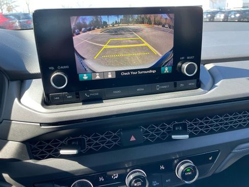 Certified 2025 Honda Accord SE image 17