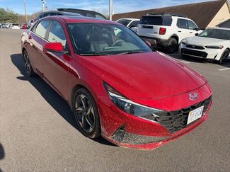 Used 2022 Hyundai Elantra SEL w/ Convenience + Premium Package video 2