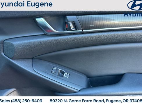 Used 2018 Honda Accord Sport image 20