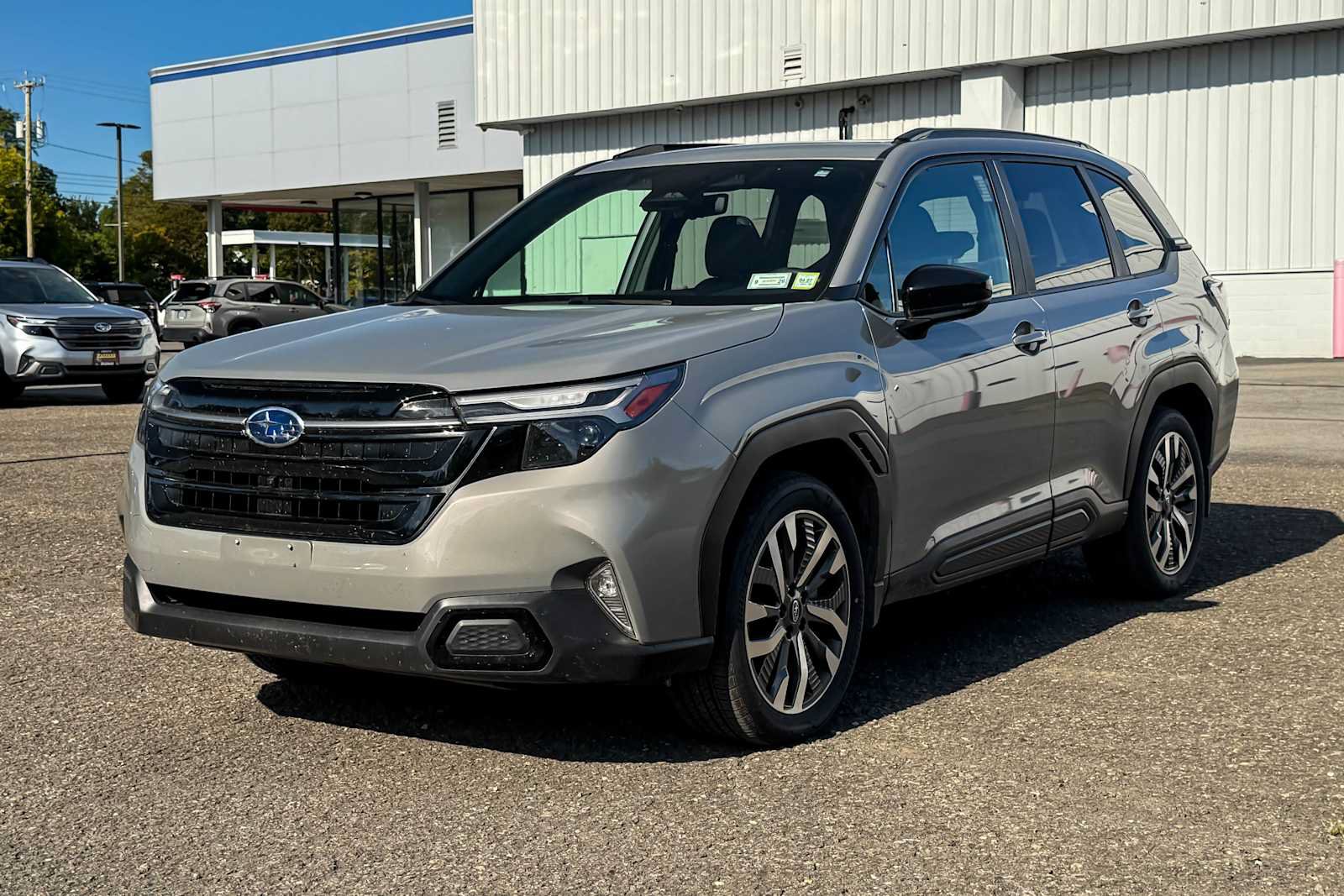 Certified 2025 Subaru Forester Touring w/ Popular Package - Touring AWD/4WD image 7
