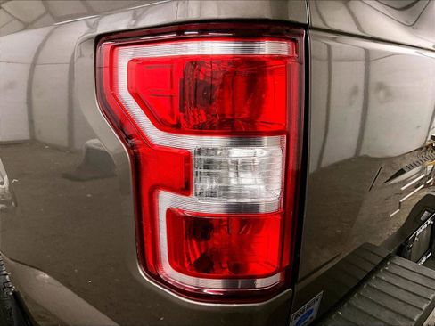 Used 2018 Ford F150 XLT w/ Equipment Group 302A Luxury AWD/4WD image 28