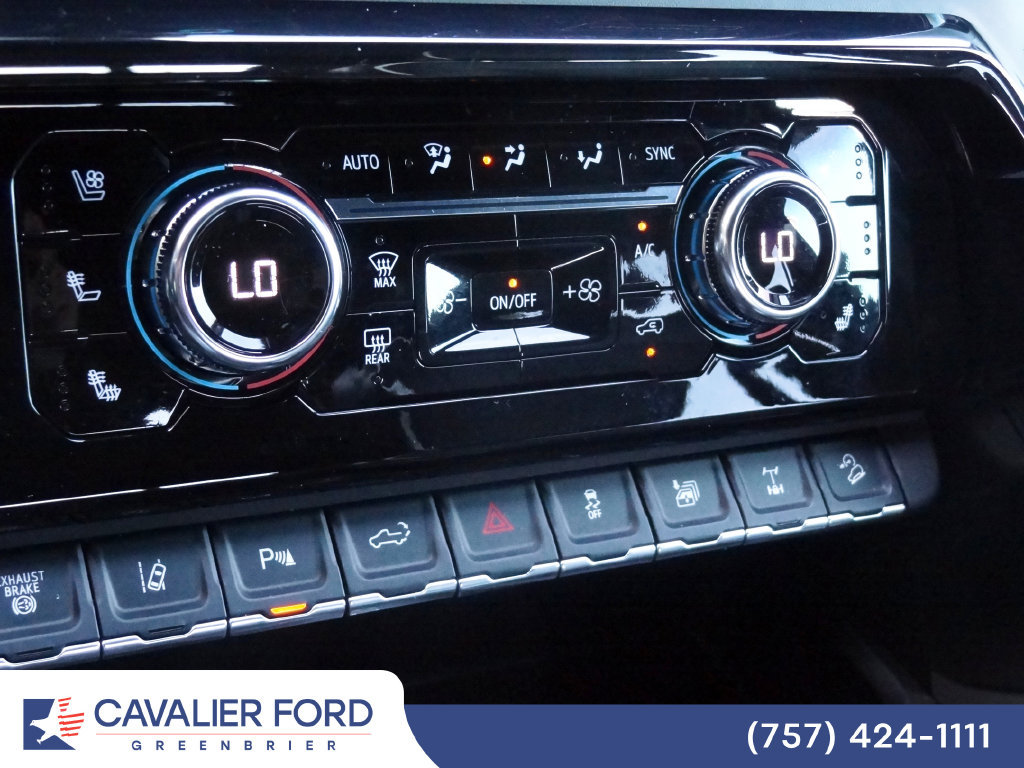 Used 2024 GMC Sierra 2500 AT4X AWD/4WD image 39
