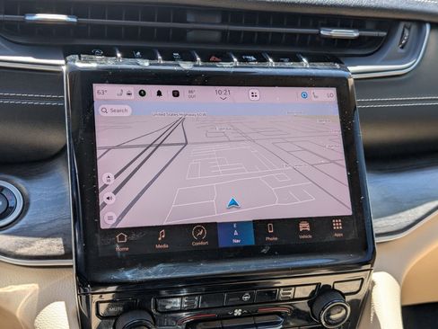 Used 2021 Jeep Grand Cherokee L Limited RWD image 20