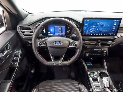 Used 2023 Ford Escape ST-Line w/ Tech Pack #1 image 17