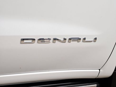 Used 2025 GMC Sierra 1500 Denali Ultimate AWD/4WD image 40