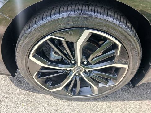Used 2023 Nissan Altima 2.5 SR FWD image 4