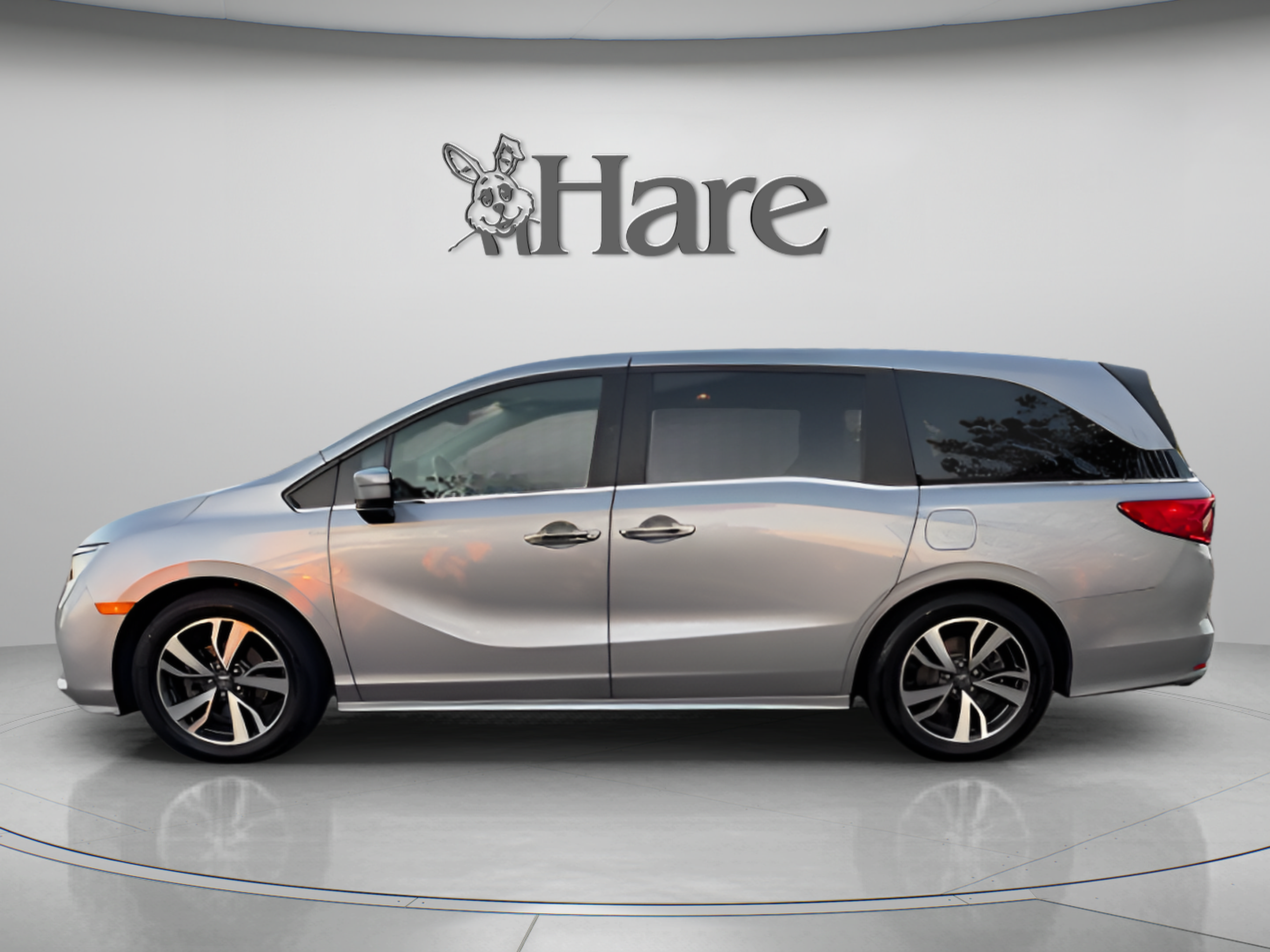 Used 2022 Honda Odyssey Touring image 2