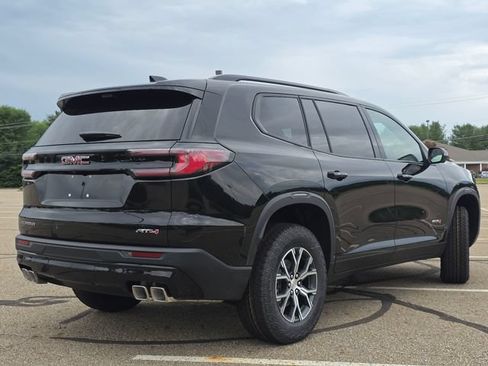 New 2026 GMC Acadia AT4 w/ Luxury Package AWD/4WD image 17