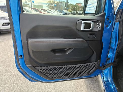 Used 2023 Jeep Gladiator Mojave w/ LED Lighting Group image 18