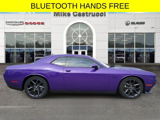 Certified 2023 Dodge Challenger R/T w/ Plus Package RWD image 3