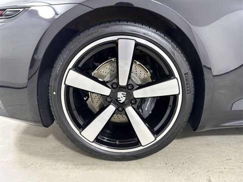 New 2026 Porsche 911 Carrera image 16