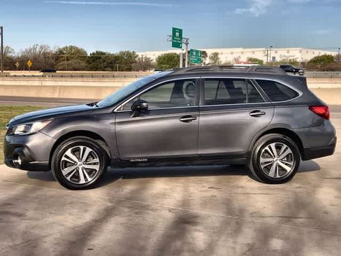 Used 2019 Subaru Outback 2.5i Limited image 4