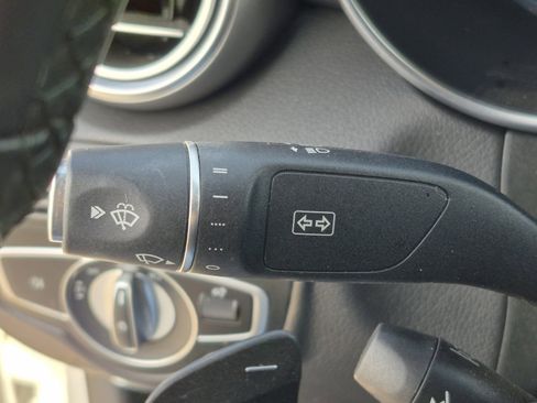 Used 2023 Mercedes-Benz GLC 300 4MATIC Coupe image 31