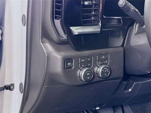 New 2026 GMC Sierra 1500 Elevation AWD/4WD image 4