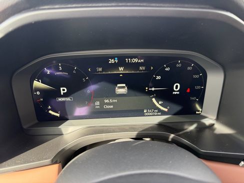 New 2026 Mitsubishi Outlander SEL image 30