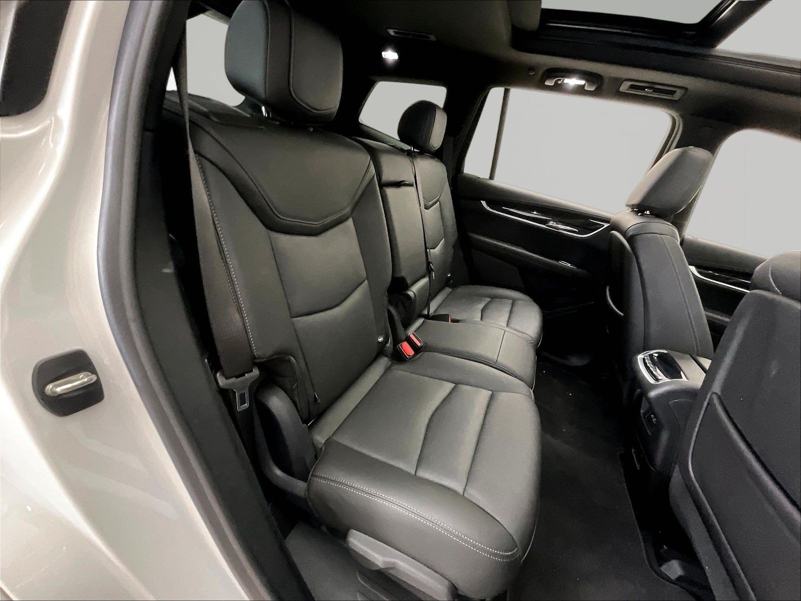 Used 2021 Cadillac XT6 Premium Luxury AWD/4WD image 25