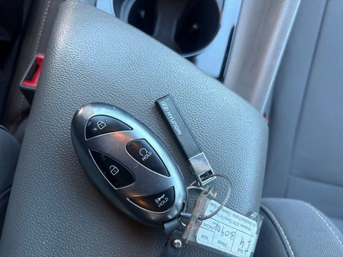 Used 2025 Hyundai Elantra SEL FWD image 22