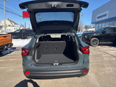 New 2026 Chevrolet Trax LS image 20