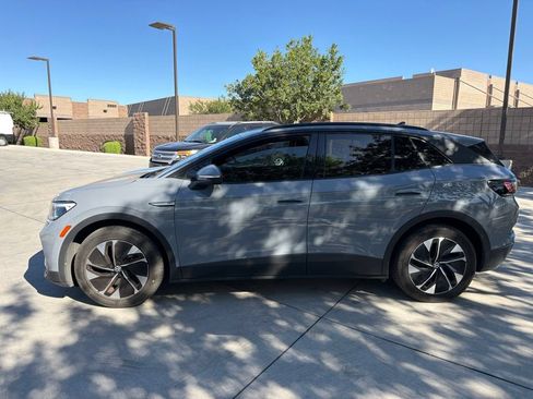 Used 2022 Volkswagen ID.4 Pro RWD image 2
