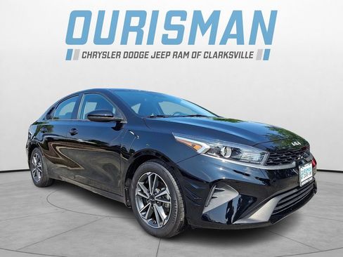 Used 2023 Kia Forte LXS FWD image 1