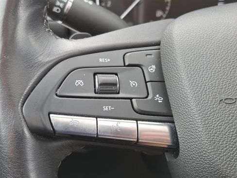 Used 2023 Cadillac XT4 Premium Luxury w/ Cold Weather Package FWD image 13