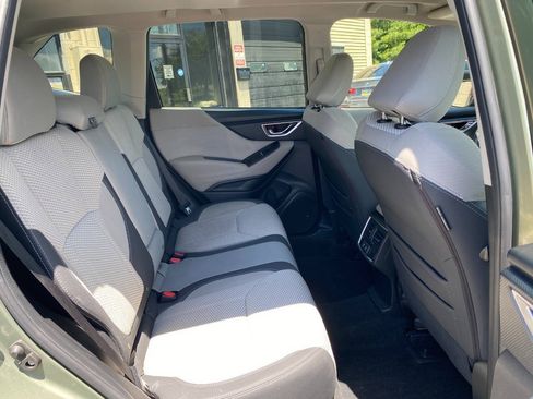 Used 2020 Subaru Forester Premium AWD/4WD image 28