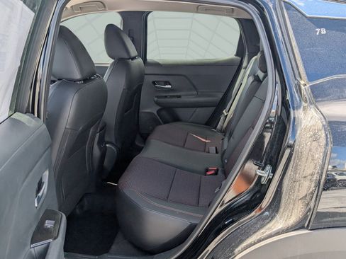New 2026 Nissan Kicks SR FWD image 6