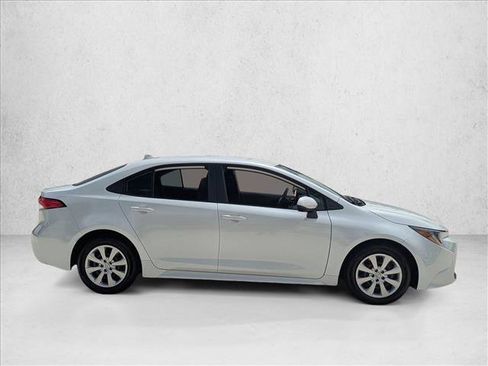 Certified 2023 Toyota Corolla LE FWD image 4