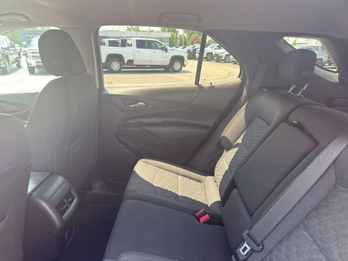 Used 2018 Chevrolet Equinox LT AWD/4WD image 32