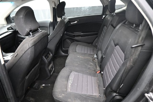 Used 2017 Ford Edge SE w/ Cargo Accessory Package AWD/4WD image 19
