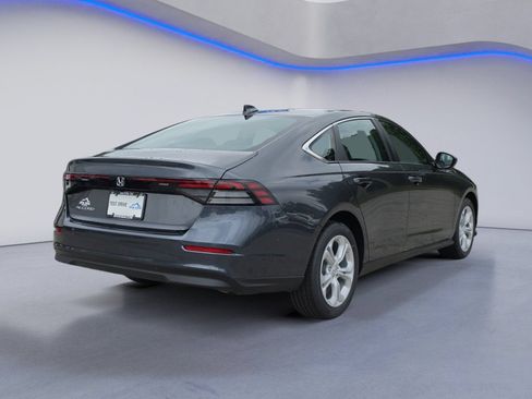 New 2026 Honda Accord LX image 5