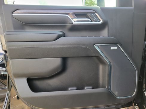 Used 2024 Chevrolet Silverado 2500 LTZ w/ LTZ Plus Package image 22