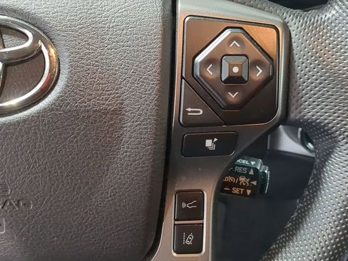 Used 2021 Toyota Tacoma Limited image 36