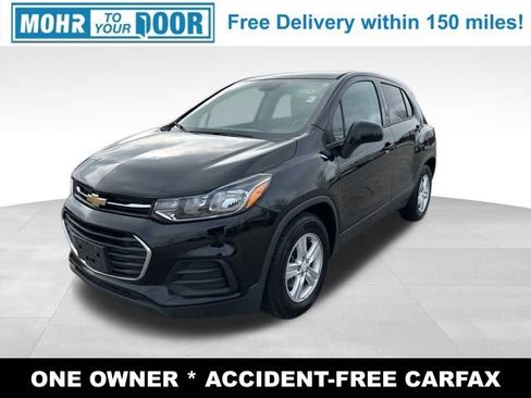 Used 2020 Chevrolet Trax LS w/ Tint and Cruise Package image 1