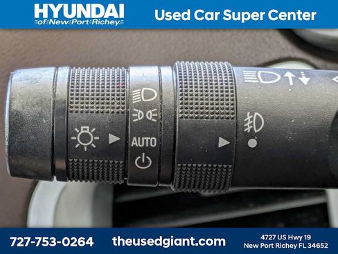 Used 2011 Chevrolet Equinox LT w/ Chrome Appearance Package FWD image 31