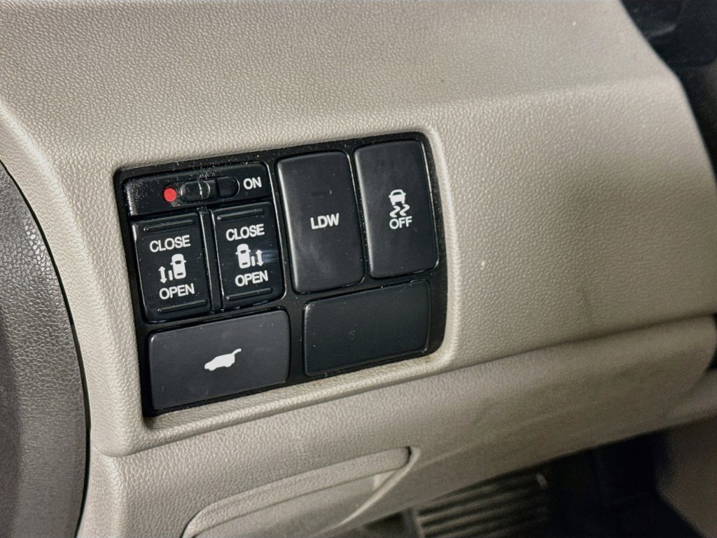 Used 2014 Honda Odyssey EX-L image 11
