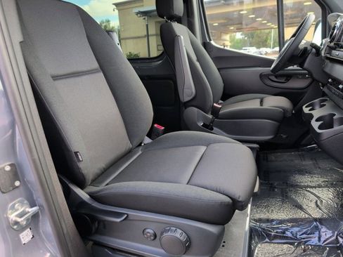 New 2025 Mercedes-Benz Sprinter 2500 image 21