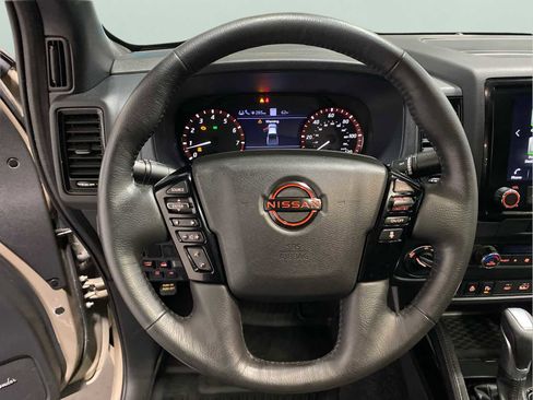 Used 2022 Nissan Frontier PRO-4X w/ Pro-4X Premium Package image 13