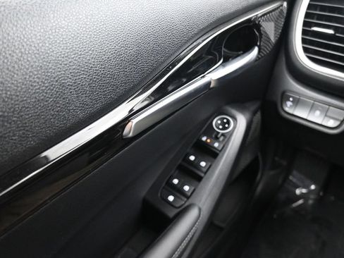 New 2026 Kia Seltos S FWD image 23