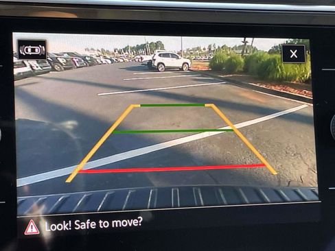 Certified 2024 Volkswagen Tiguan SE R-Line image 26