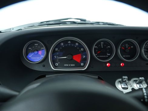 Used 2006 Ford GT image 27