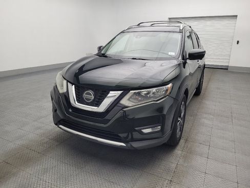 Used 2019 Nissan Rogue SV w/ Premium Package image 15